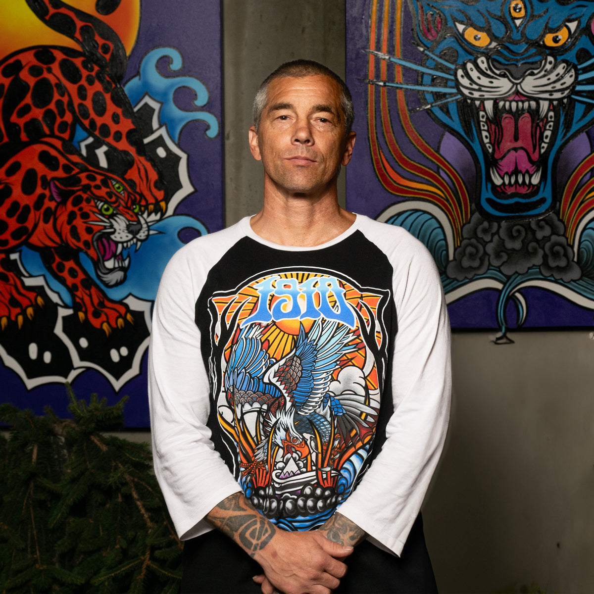 Ojo Rojo L/S Raglan T-Shirt